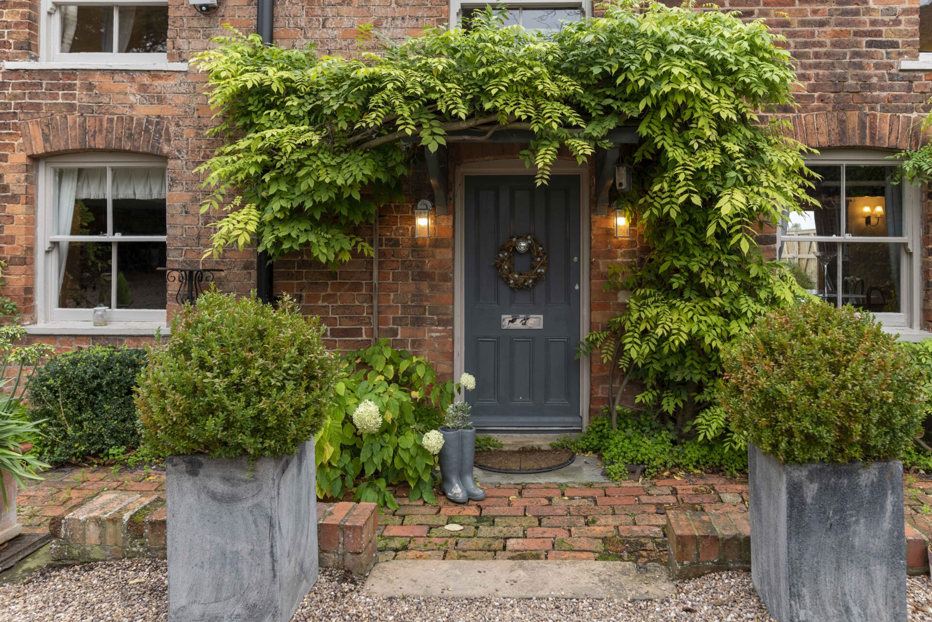 Maythorn Cottage - Smith & Co Estates