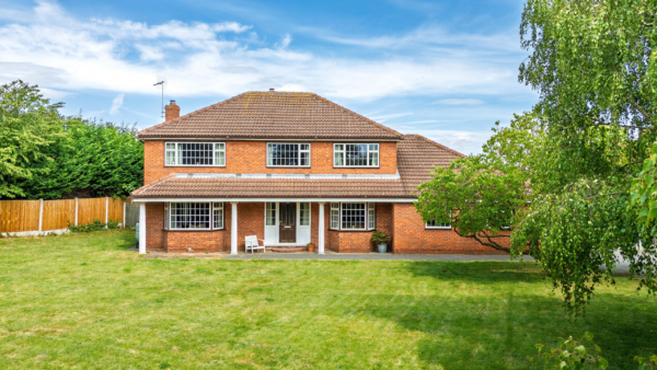 Four bedroom self build in a generous plot… Trevarthen House.